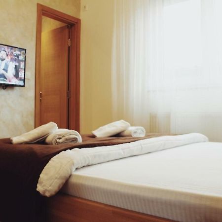 Konaciste Simce Bed & Breakfast คราลเยโว ภายนอก รูปภาพ